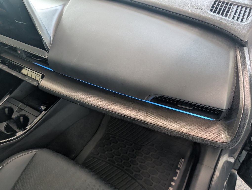2024 Toyota Prius XLE AWD, GARANTIE JUSQU EN 2027, in Magog, Quebec - 9 - w1024h768px