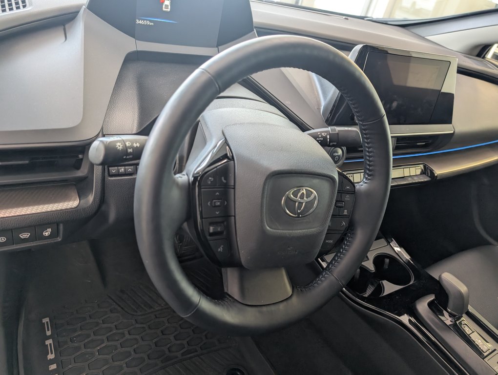 2024 Toyota Prius XLE AWD, GARANTIE JUSQU EN 2027, in Magog, Quebec - 12 - w1024h768px