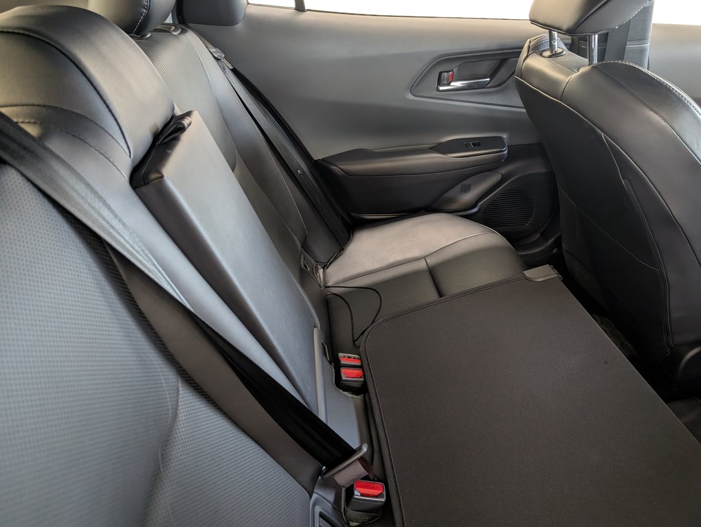 2024 Toyota Prius XLE AWD, GARANTIE JUSQU EN 2027, in Magog, Quebec - 7 - w1024h768px