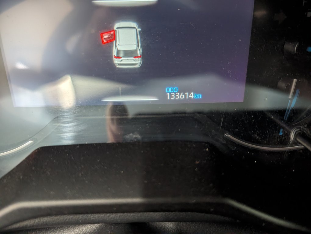 2019 Toyota RAV4 Hybrid LIMITED AWD, in Magog, Quebec - 22 - w1024h768px