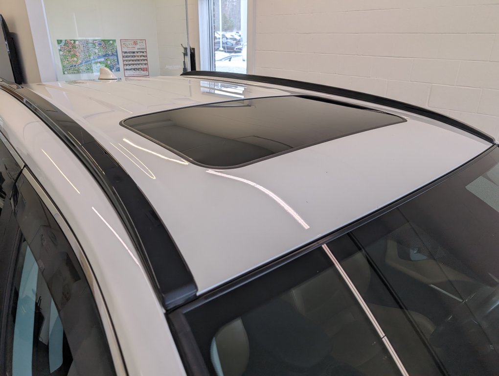 2019 Toyota RAV4 Hybrid LIMITED AWD, in Magog, Quebec - 26 - w1024h768px