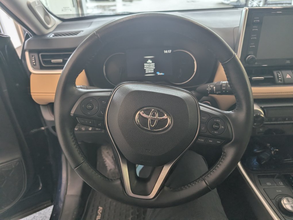 Toyota RAV4 Hybrid LIMITED AWD, 2019 à Magog, Québec - 16 - w1024h768px
