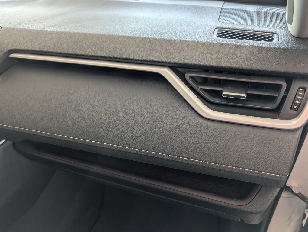 Toyota RAV4 Hybrid LIMITED AWD, 2020 à Magog, Québec - 10 - w1024h768px