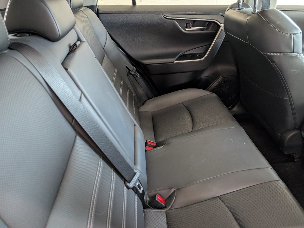 Toyota RAV4 Hybrid LIMITED AWD, 2020 à Magog, Québec - 8 - w1024h768px