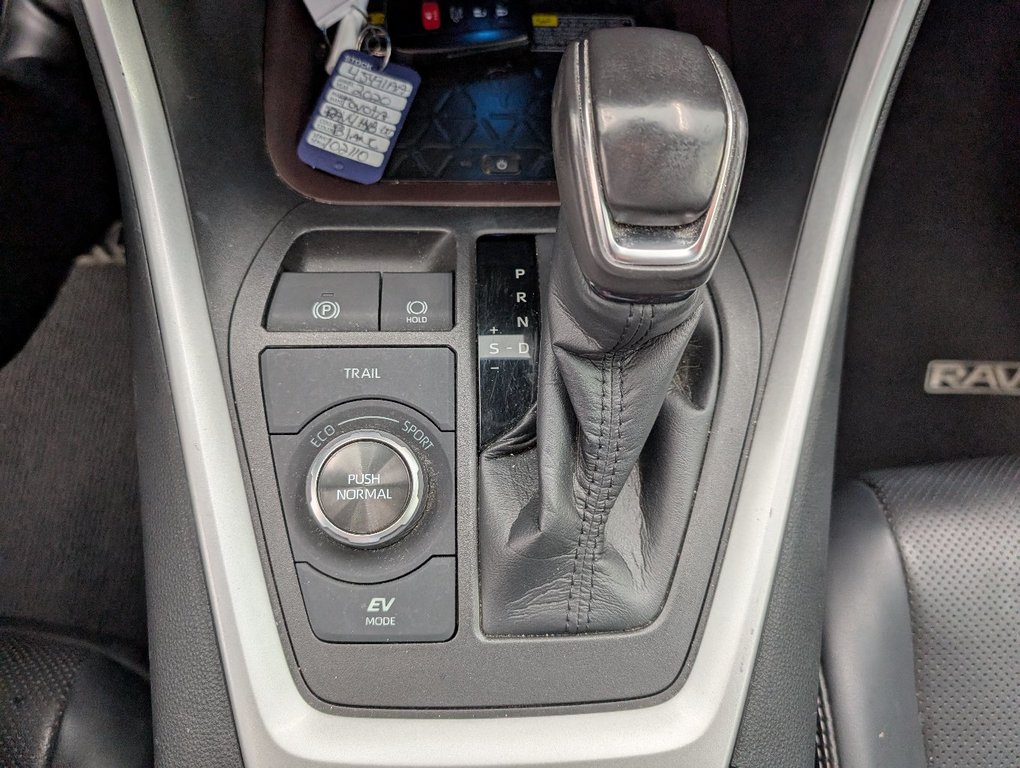 Toyota RAV4 Hybrid LIMITED AWD, 2020 à Magog, Québec - 18 - w1024h768px
