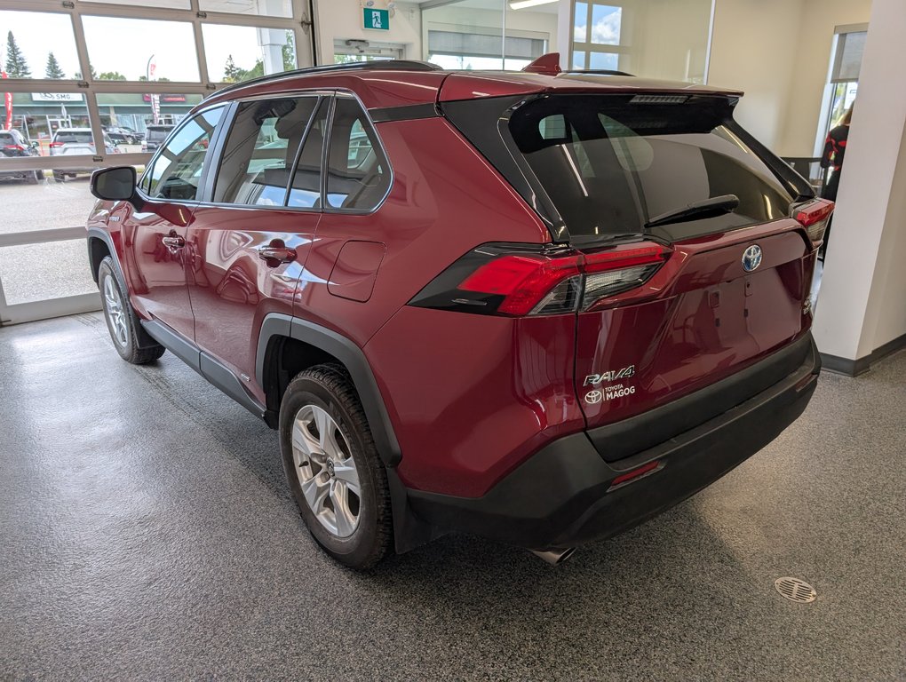 2020 Toyota RAV4 Hybrid XLE AWD, A/C, in Magog, Quebec - 5 - w1024h768px