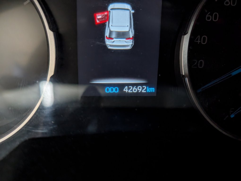 Toyota RAV4 Hybrid LE AWD, GARANTIE JUSQU EN 2026, 2022 à Magog, Québec - 21 - w1024h768px