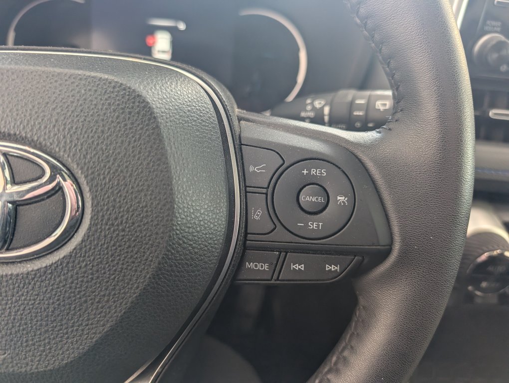 2022 Toyota RAV4 Hybrid XSE, CUIR, MAGS, PEINTURE 2 TON, in Magog, Quebec - 19 - w1024h768px