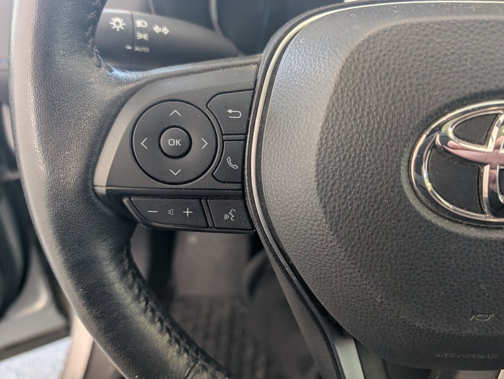 2022 Toyota RAV4 Hybrid XSE, CUIR, MAGS, PEINTURE 2 TON, in Magog, Quebec - 18 - w1024h768px