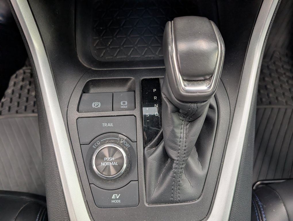 2022 Toyota RAV4 Hybrid XSE, CUIR, MAGS, PEINTURE 2 TON, in Magog, Quebec - 16 - w1024h768px