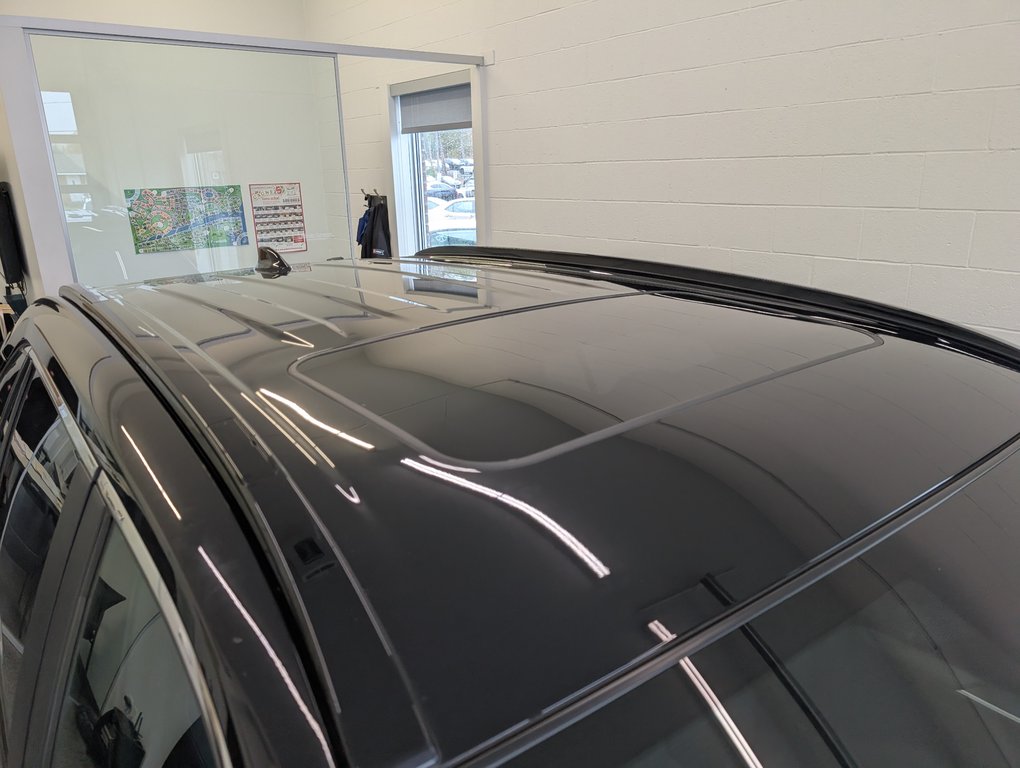 Toyota RAV4 Hybrid XSE AWD, 2022 à Magog, Québec - 26 - w1024h768px