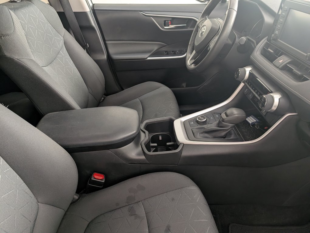 2022 Toyota RAV4 Hybrid XLE AWD, in Magog, Quebec - 8 - w1024h768px