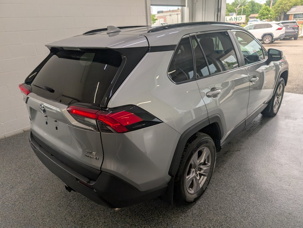 2022 Toyota RAV4 Hybrid XLE AWD, in Magog, Quebec - 3 - w1024h768px