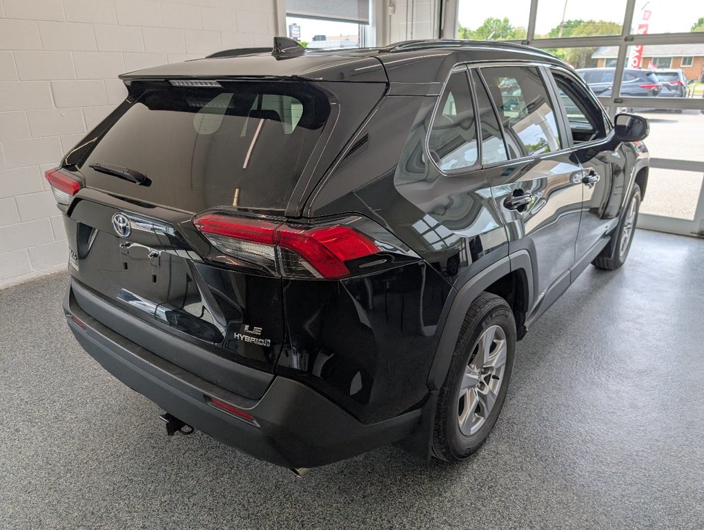 Toyota RAV4 Hybrid LE AWD, GARANTIE JUSQU EN 2028, 2023 à Magog, Québec - 3 - w1024h768px