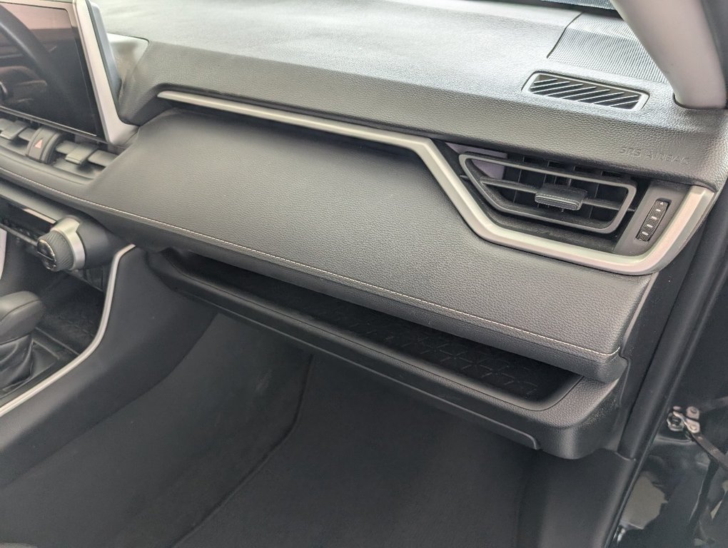 Toyota RAV4 Hybrid LE AWD, GARANTIE JUSQU EN 2028, 2023 à Magog, Québec - 10 - w1024h768px