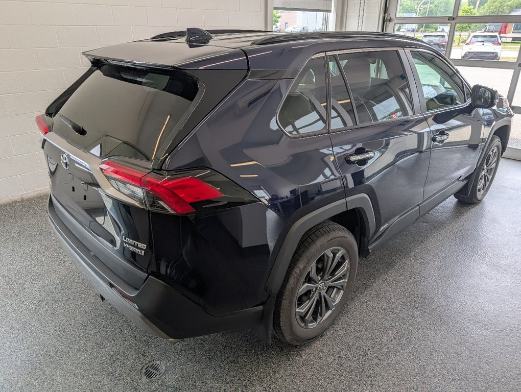 2023 Toyota RAV4 Hybrid LIMITED AWD, GARANTIE JUSQU EN 2027, in Magog, Quebec - 3 - w1024h768px