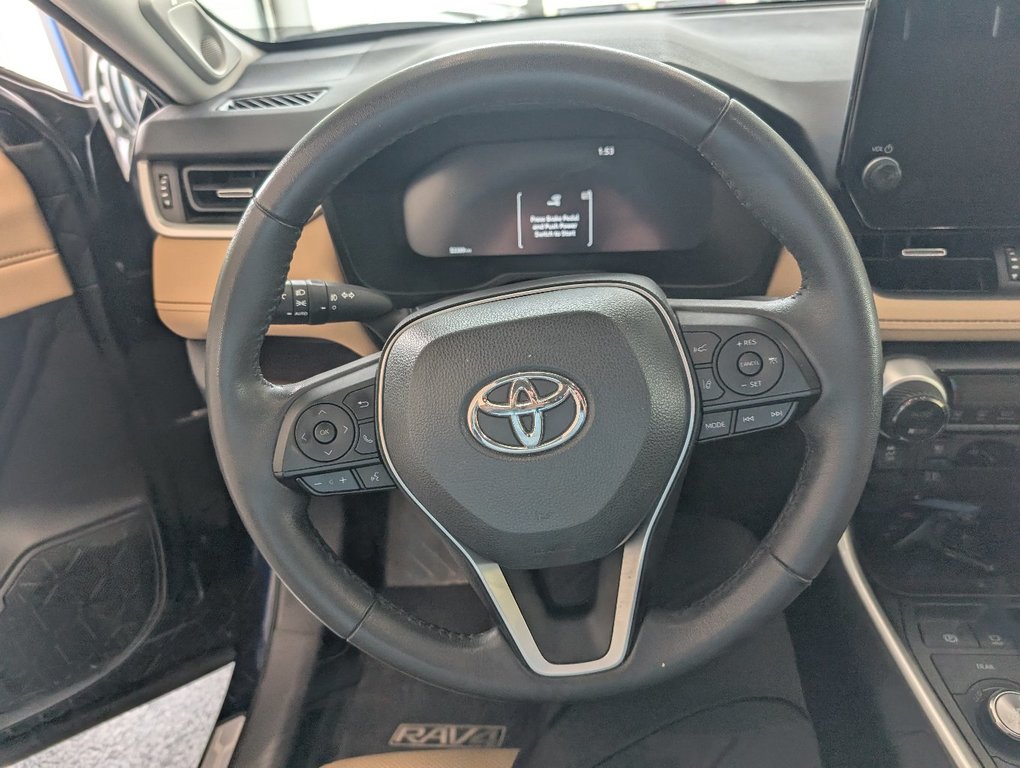 2023 Toyota RAV4 Hybrid LIMITED AWD, GARANTIE JUSQU EN 2027, in Magog, Quebec - 18 - w1024h768px