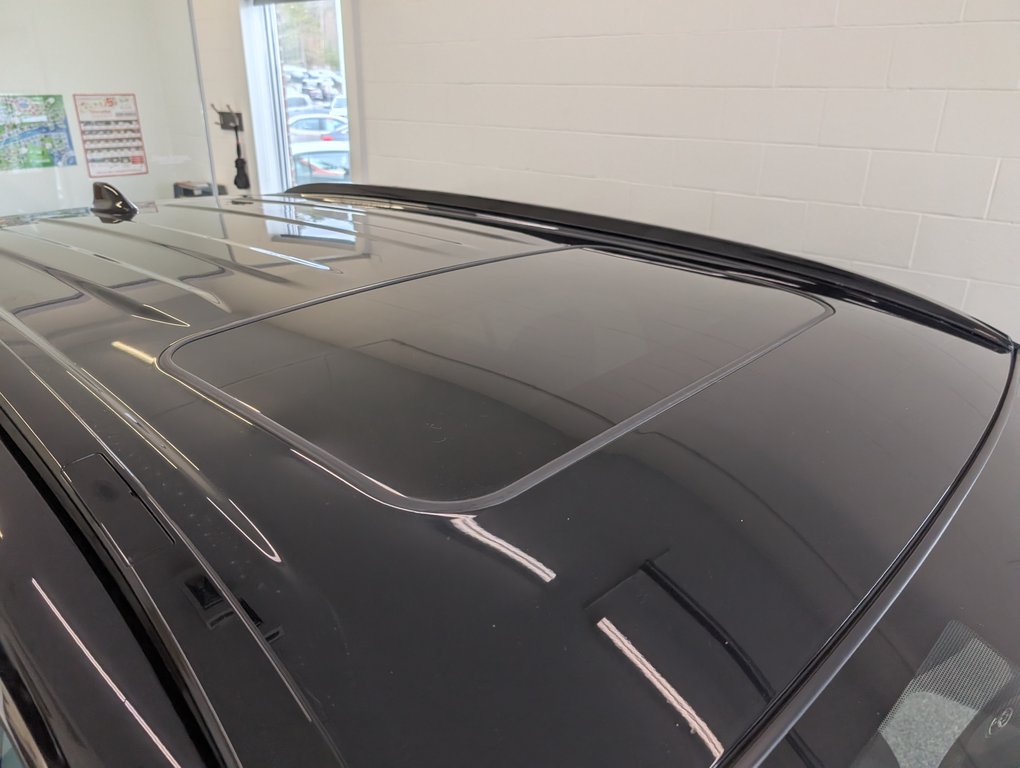 Toyota RAV4 Hybrid XLE, 2023 à Magog, Québec - 23 - w1024h768px