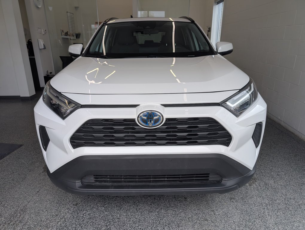 2023 Toyota RAV4 Hybrid XLE AWD, in Magog, Quebec - 5 - w1024h768px