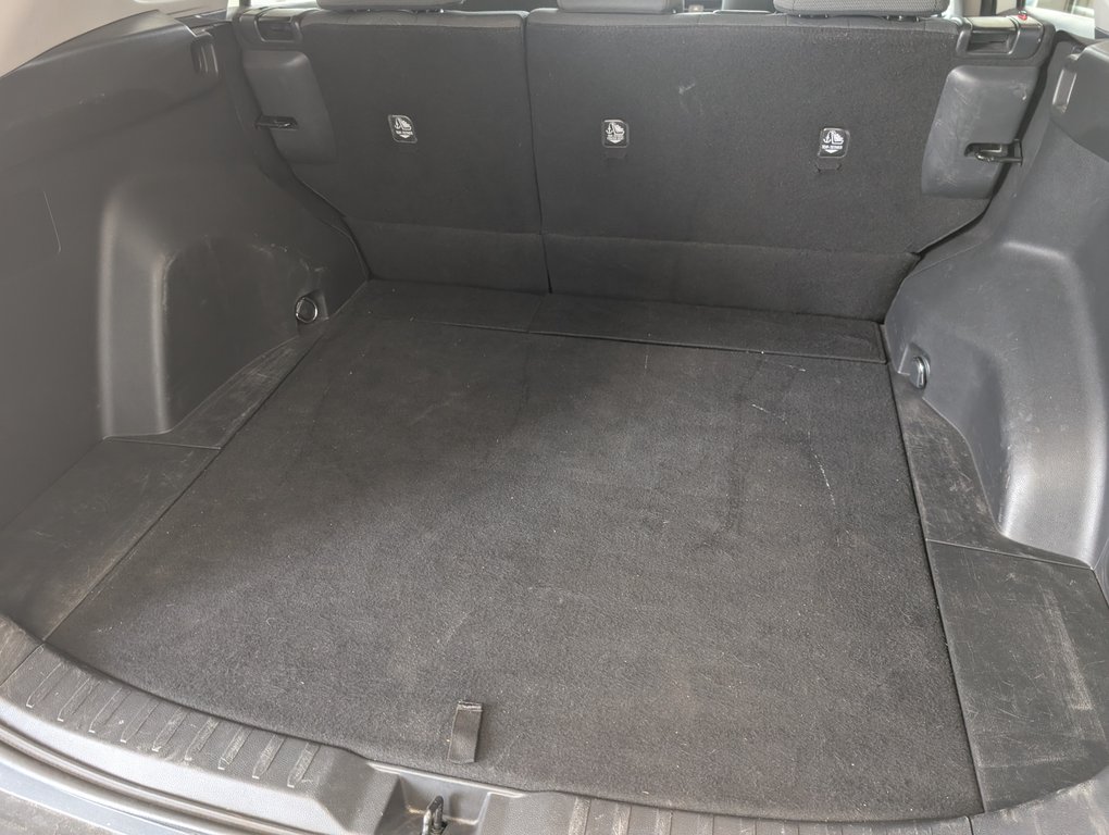 2023 Toyota RAV4 Hybrid XLE AWD, in Magog, Quebec - 6 - w1024h768px