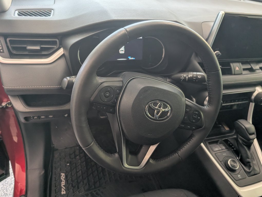 2023 Toyota RAV4 Hybrid XLE AWD, in Magog, Quebec - 12 - w1024h768px
