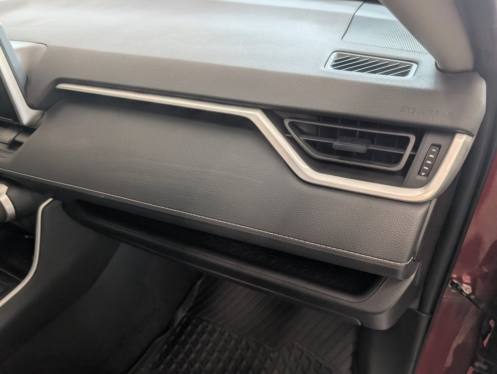 2023 Toyota RAV4 Hybrid XLE AWD, in Magog, Quebec - 9 - w1024h768px