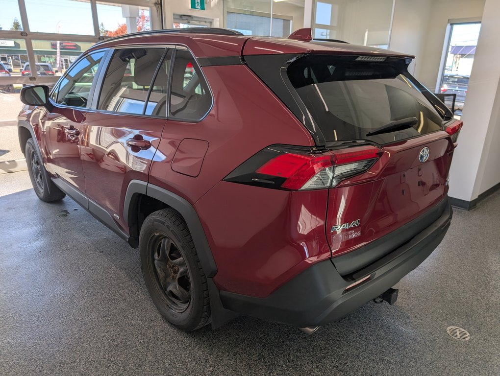 Toyota RAV4 Hybrid XLE AWD, 2023 à Magog, Québec - 4 - w1024h768px