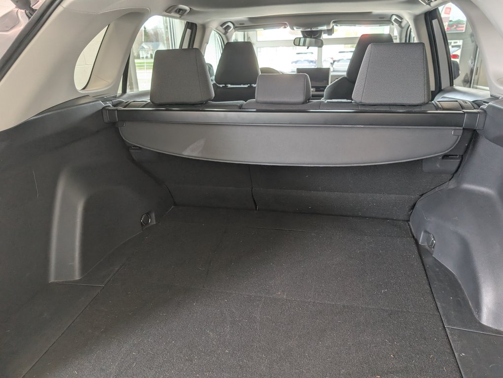 Toyota RAV4 Hybrid XLE AWD, GARANTIE JUSQU EN 2027, 2024 à Magog, Québec - 6 - w1024h768px
