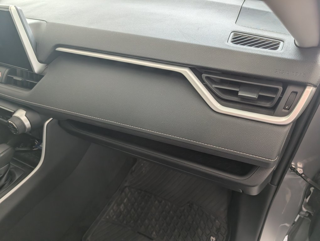 Toyota RAV4 Hybrid XLE AWD, GARANTIE JUSQU EN 2027, 2024 à Magog, Québec - 9 - w1024h768px