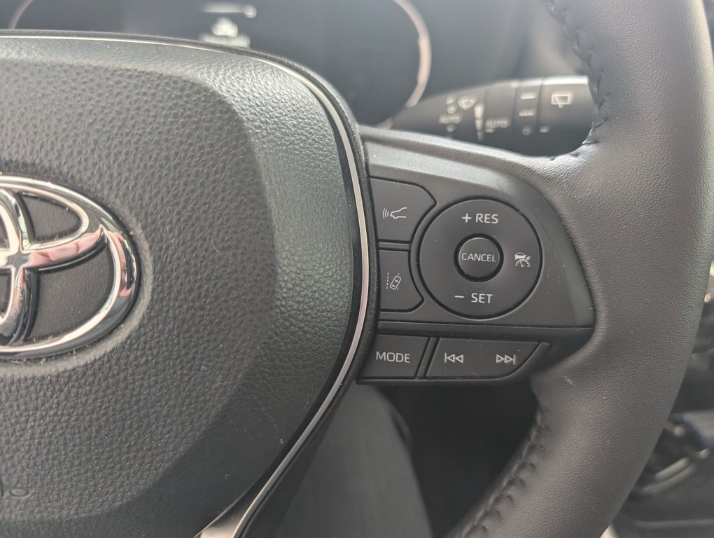 Toyota RAV4 Hybrid XLE AWD, GARANTIE JUSQU EN 2027, 2024 à Magog, Québec - 19 - w1024h768px