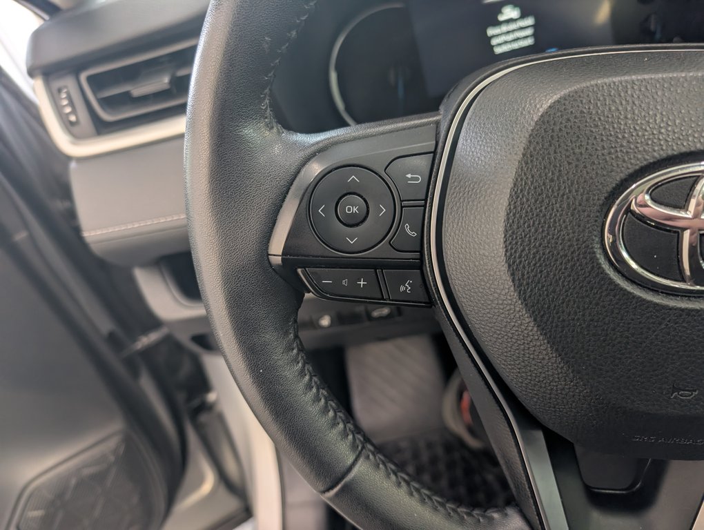 Toyota RAV4 Hybrid XLE AWD, 2024 à Magog, Québec - 18 - w1024h768px