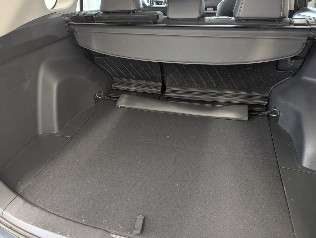 Toyota RAV4 Hybrid XLE AWD, GARANTIE JUSQU EN 2028, 2025 à Magog, Québec - 6 - w1024h768px