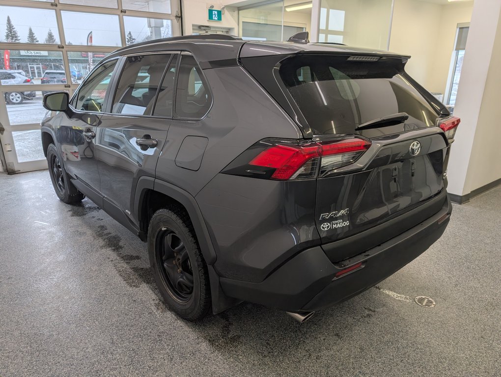 Toyota RAV4 Hybrid XLE AWD, GARANTIE JUSQU EN 2028, 2025 à Magog, Québec - 4 - w1024h768px