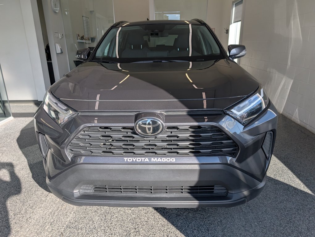 Toyota RAV4 Hybrid XLE AWD, 2025 à Magog, Québec - 5 - w1024h768px