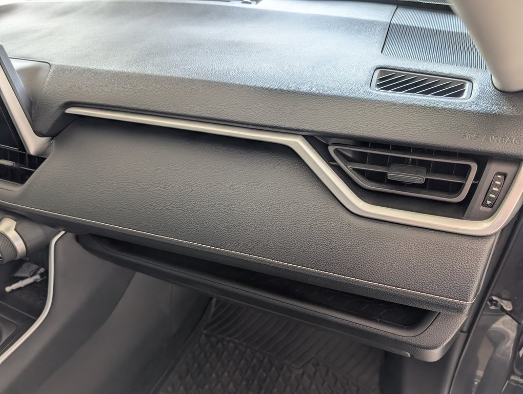 Toyota RAV4 Hybrid XLE AWD, 2025 à Magog, Québec - 9 - w1024h768px