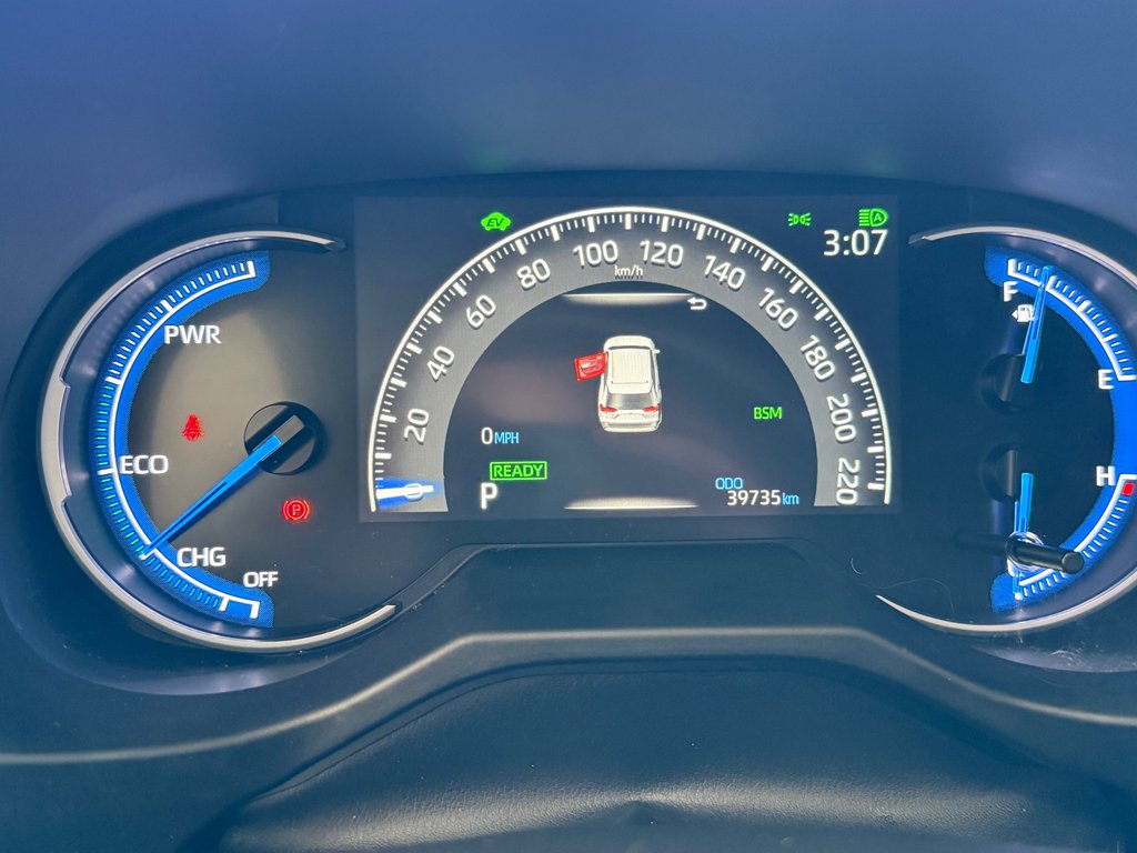 Toyota RAV4 Hybrid XLE AWD, 2025 à Magog, Québec - 16 - w1024h768px