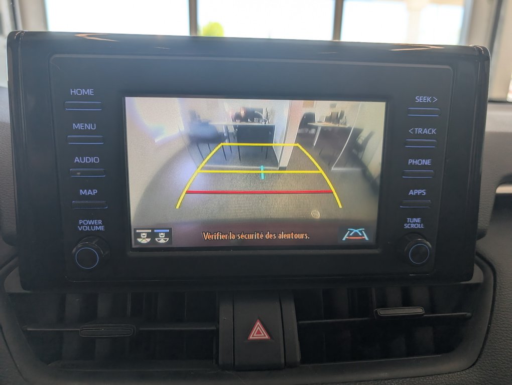 2021 Toyota RAV4 Hybride XLE AWD in Magog, Quebec - 17 - w1024h768px