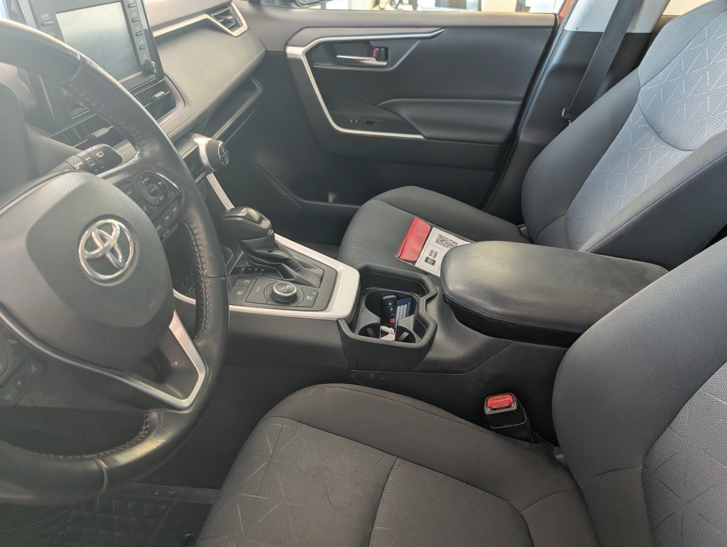 2021 Toyota RAV4 Hybride XLE AWD in Magog, Quebec - 8 - w1024h768px