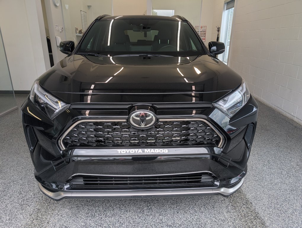 2025 Toyota RAV4 Plug-In Hybrid SE AWD, GARANTIE JUSQU EN 2029, in Magog, Quebec - 5 - w1024h768px