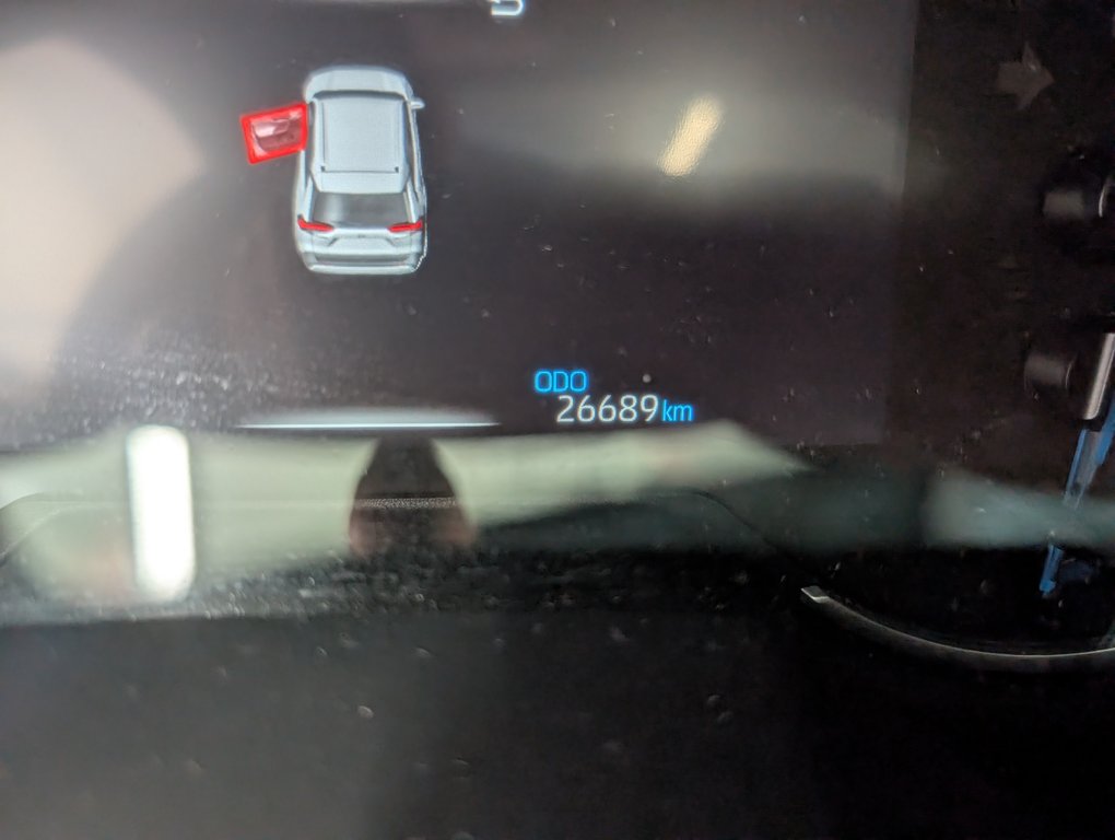 2025 Toyota RAV4 Plug-In Hybrid SE AWD, GARANTIE JUSQU EN 2029, in Magog, Quebec - 20 - w1024h768px