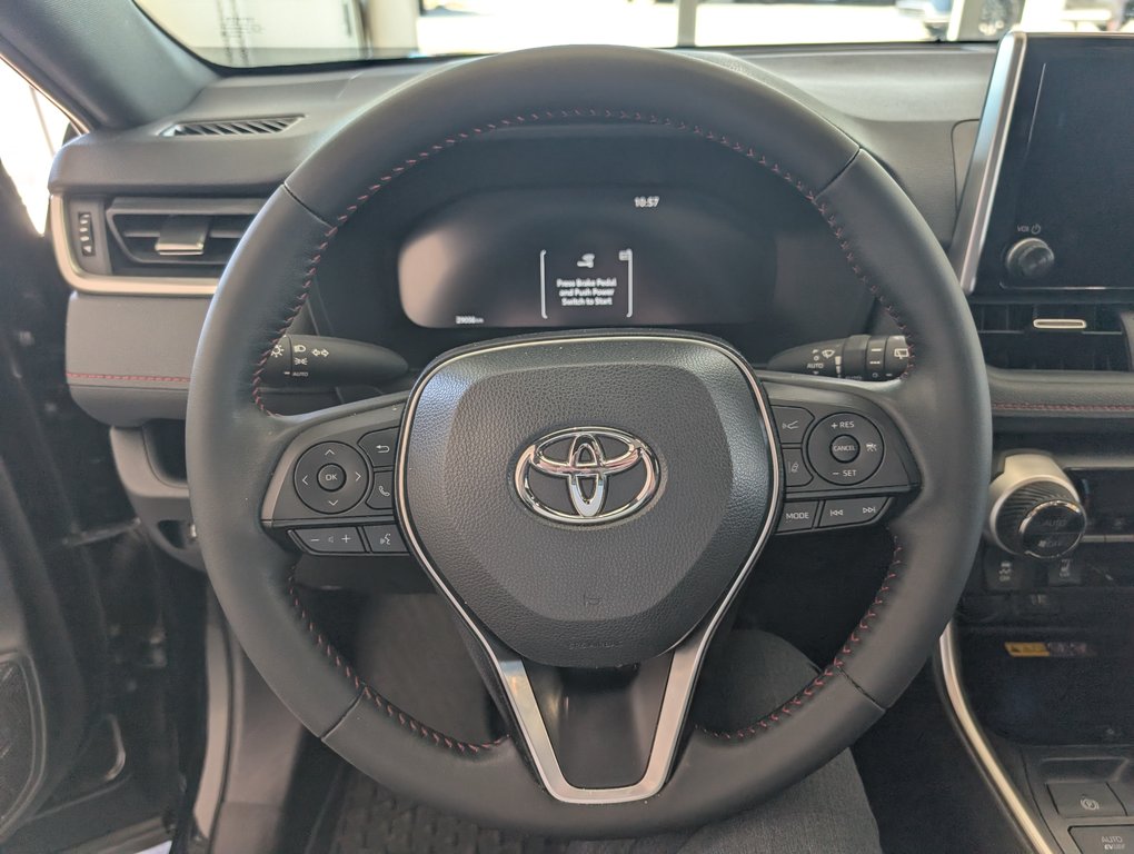 Toyota RAV4 Plug-In Hybrid XSE AWD 2025 à Magog, Québec - 15 - w1024h768px