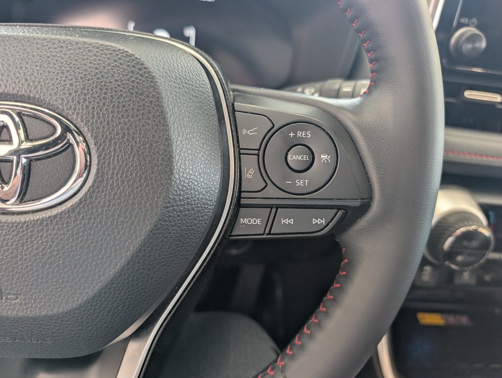 Toyota RAV4 Plug-In Hybrid XSE AWD 2025 à Magog, Québec - 19 - w1024h768px