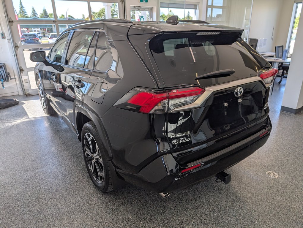 Toyota RAV4 Plug-In Hybrid XSE AWD 2025 à Magog, Québec - 4 - w1024h768px