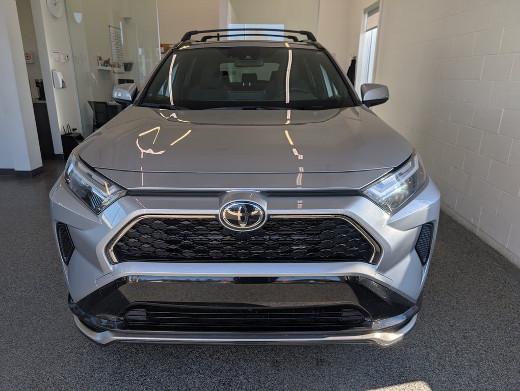2025 Toyota RAV4 Plug-In Hybrid SE AWD in Magog, Quebec - 5 - w1024h768px
