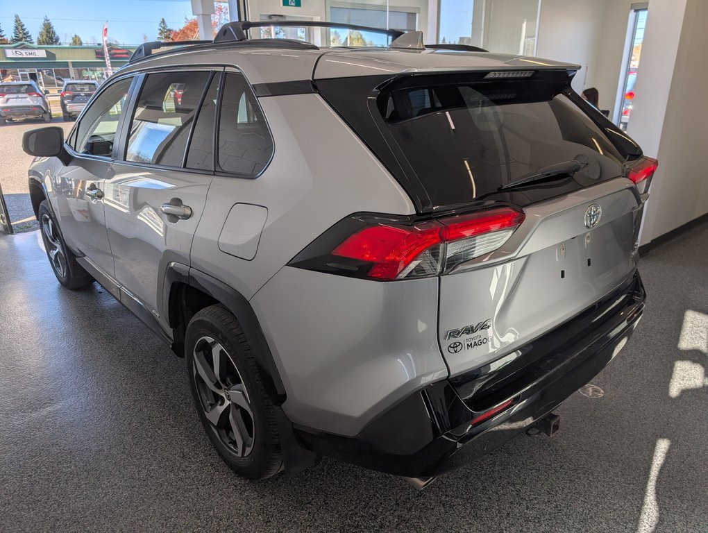 2025 Toyota RAV4 Plug-In Hybrid SE AWD in Magog, Quebec - 4 - w1024h768px