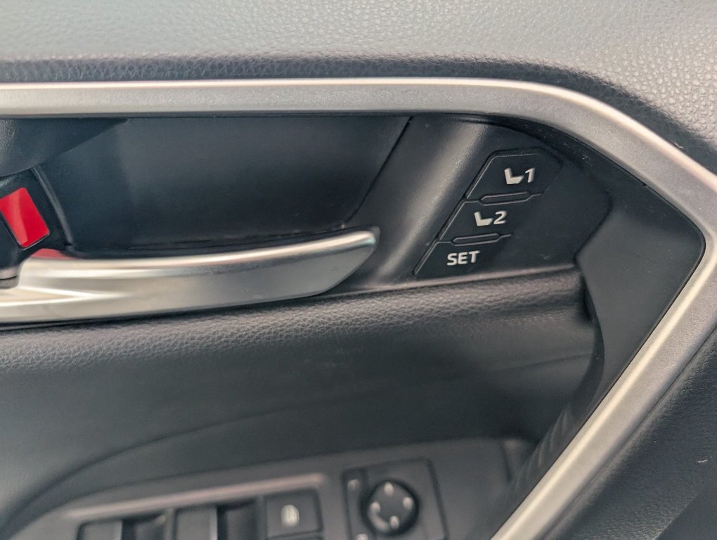2021 Toyota RAV4 Prime XSE TECH AWD, BRANCHABLE, in Magog, Quebec - 13 - w1024h768px