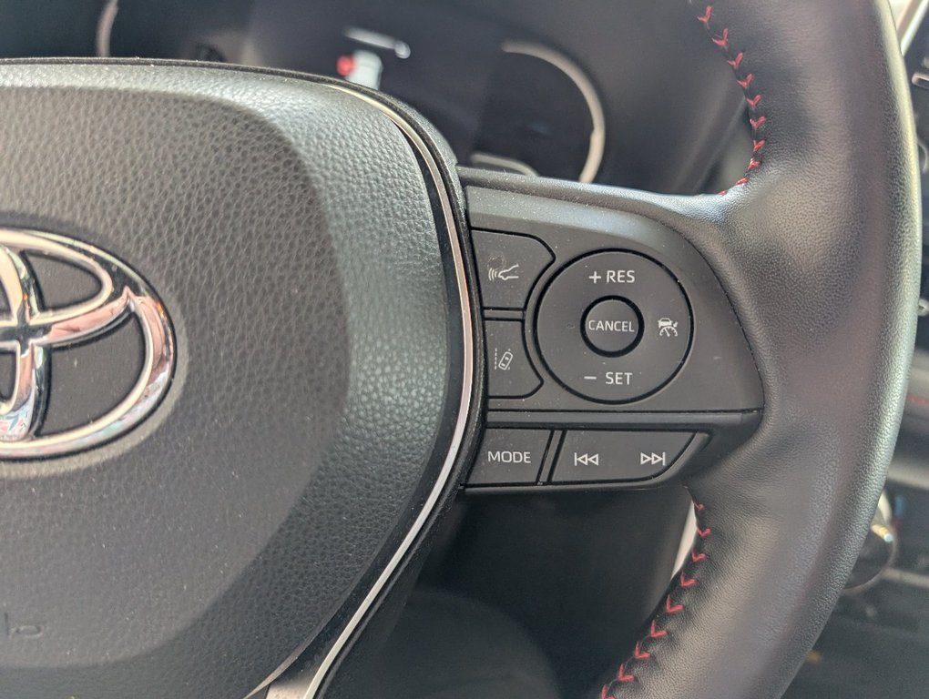 2021 Toyota RAV4 Prime XSE AWD, BRANCHABLE, in Magog, Quebec - 22 - w1024h768px