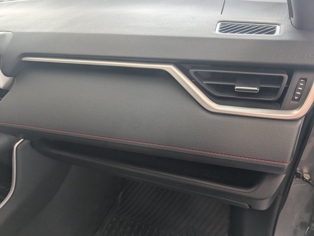 Toyota RAV4 Prime XSE AWD TECH, GARANTIE JUSQU EN 2028, 2021 à Magog, Québec - 8 - w1024h768px