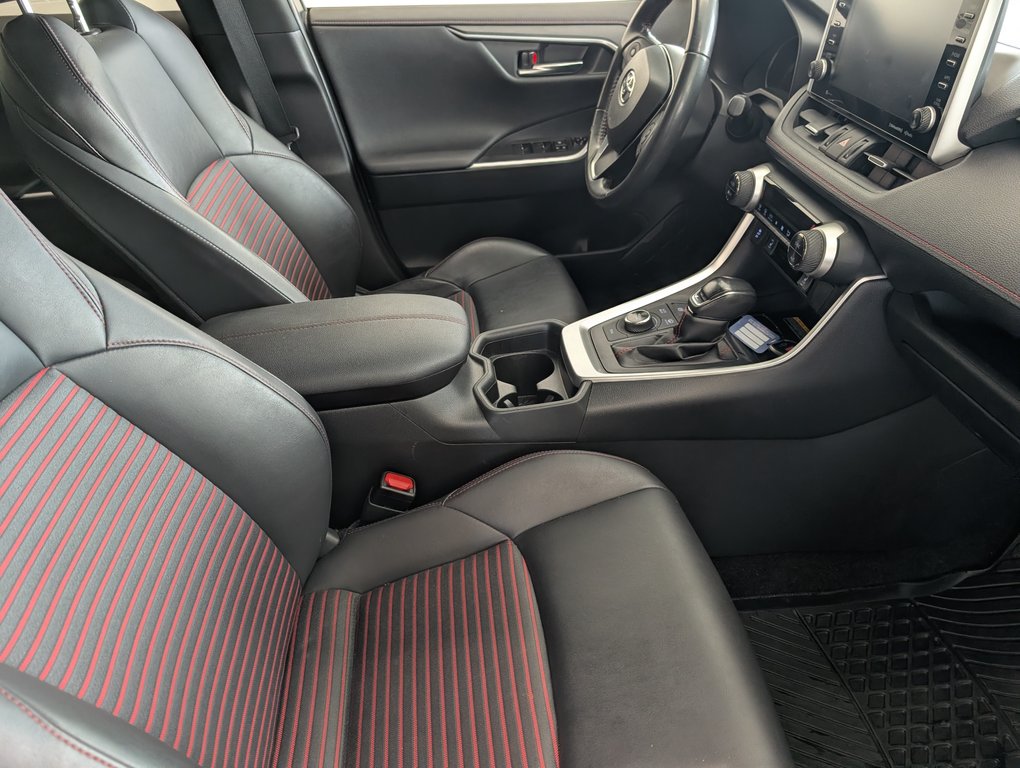 Toyota RAV4 Prime XSE AWD 2021 à Magog, Québec - 8 - w1024h768px