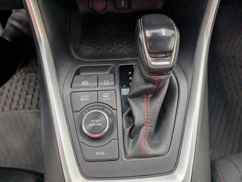 Toyota RAV4 Prime SE AWD, BRANCHABLE, 2021 à Magog, Québec - 15 - w1024h768px